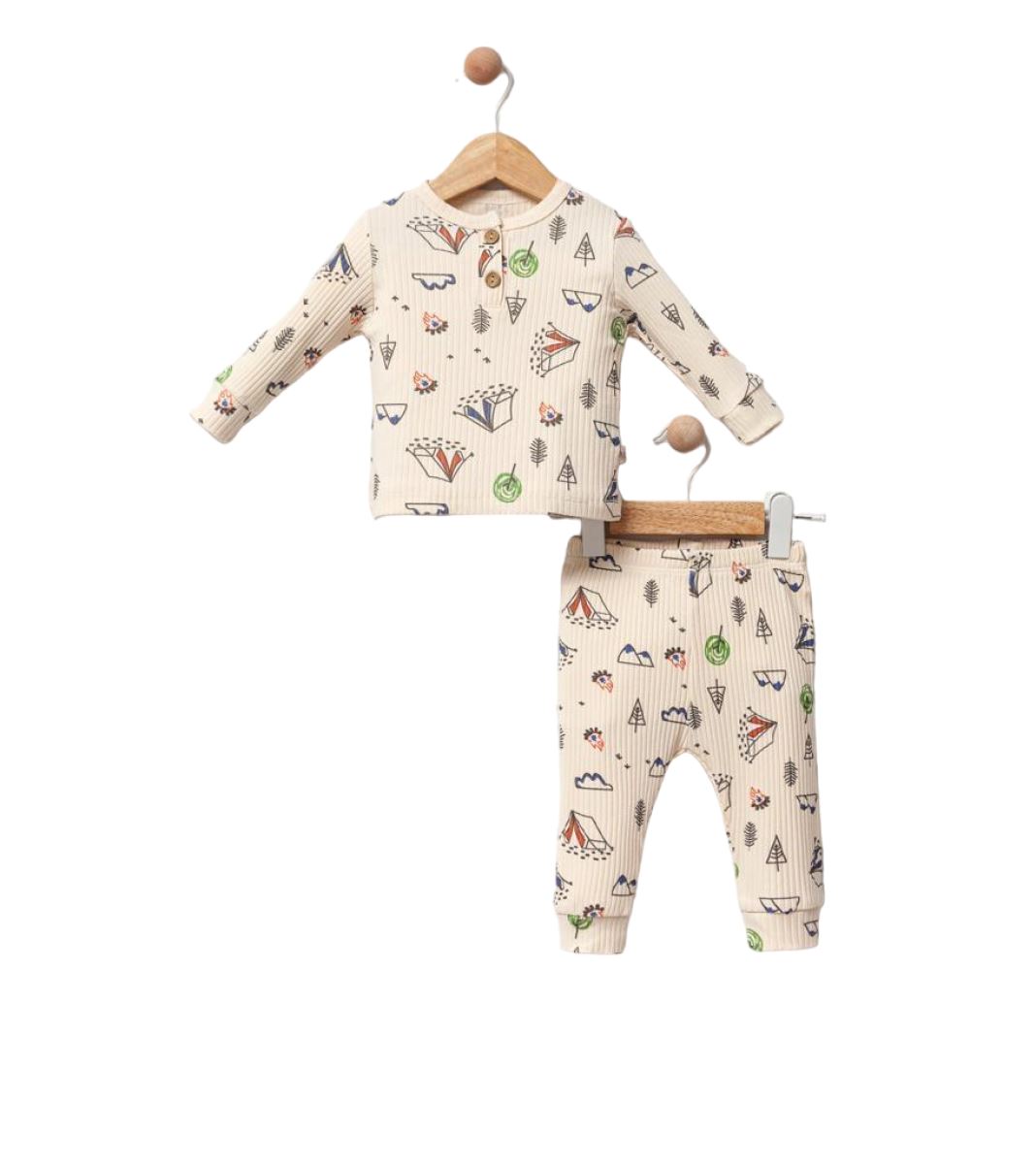 Pajama for Newborns and Infants with Paper Plane Pattern. General Melisa