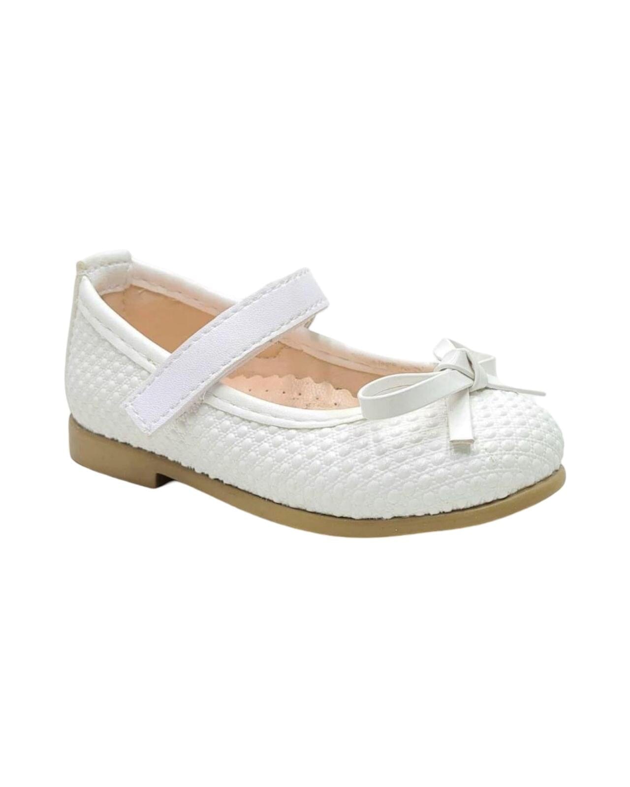 Delightful White Bow Shoes General minican