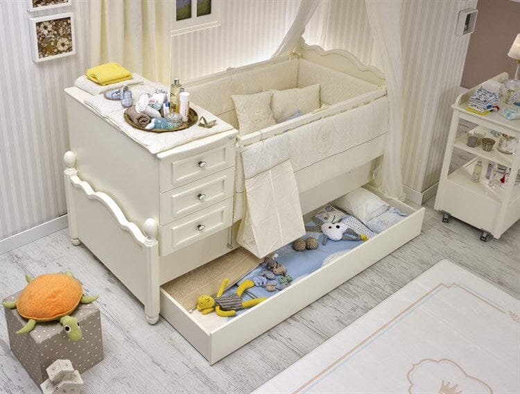 Image of the Meltem Royal Expandable Baby Bed, 80x180 cm Image of the beech wood baby bed with storage drawer Image of the royal baby bed with an elegant and safe design