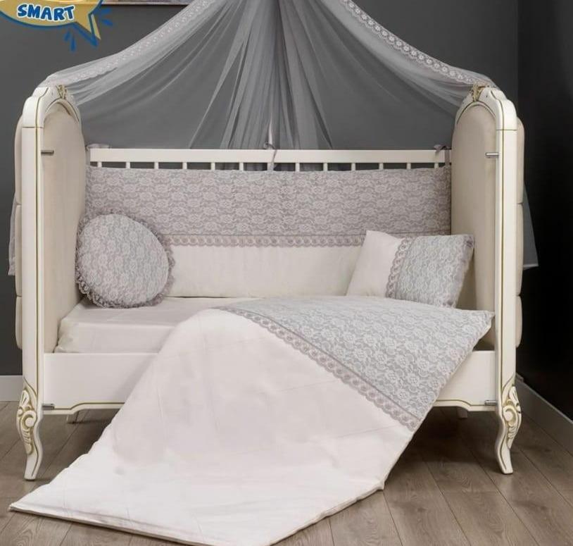 Manhattan Royal Baby Crib - Beech Wood and Luxurious Design 2-in-1