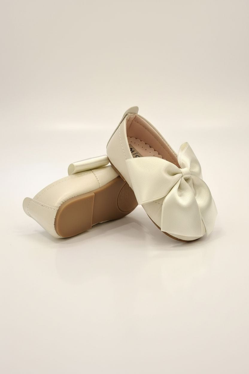 Elegant White Bow Shoes for Girls SHOES Mia&Lui 
