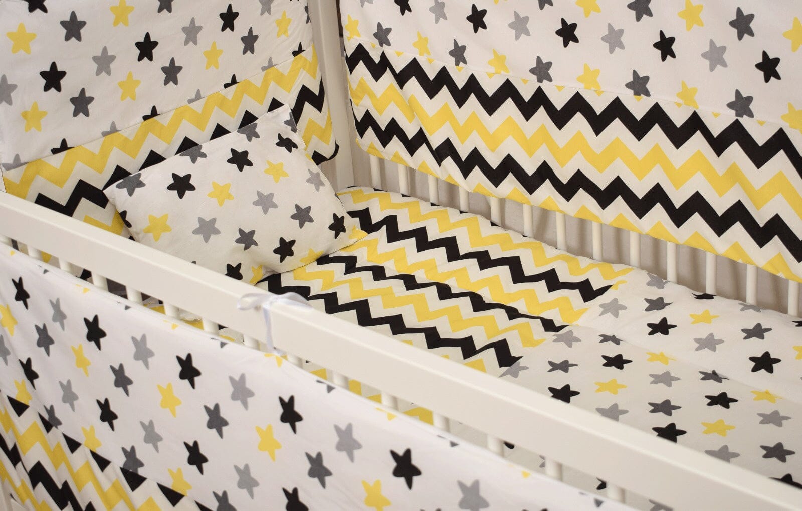 Colorful Zigzag 7 Pieces Baby Bedding Set Baby Bedding Set jasmine 
